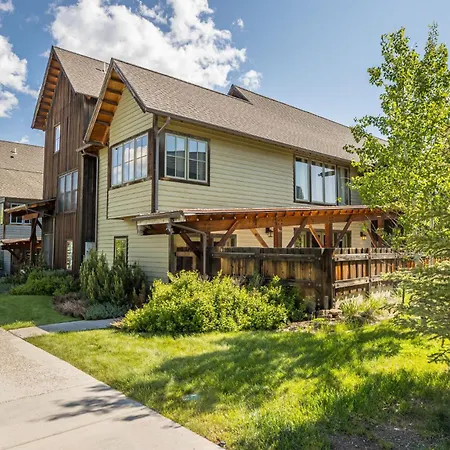 Essentia Townhome 167A
